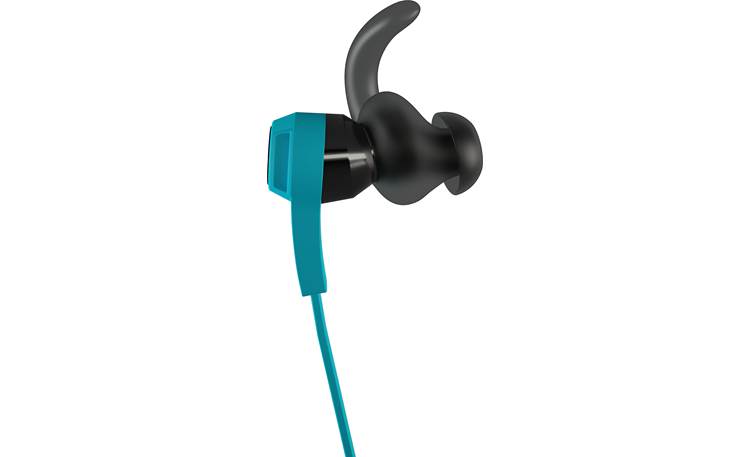JBL Synchros Reflect I Sport ear tips offer a secure fit