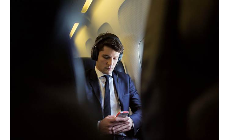 Bose® QuietComfort® 25 Acoustic Noise Cancelling® headphones for Apple® devices Ideal for airline travel