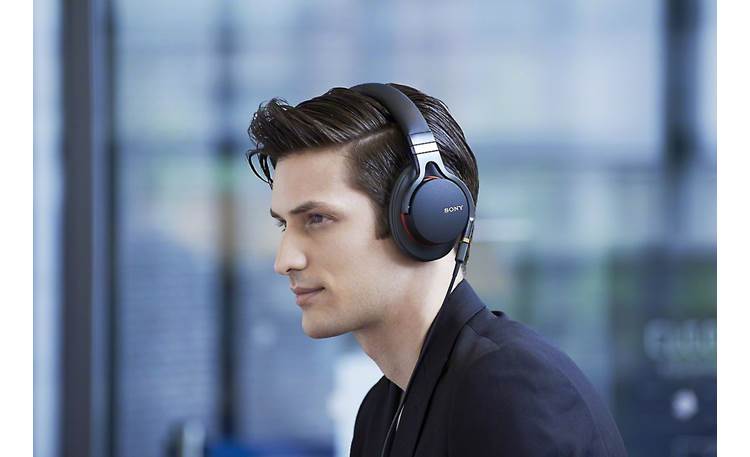 Sony MDR-1A Premium Hi-res Comfortable, around-the-ear fit