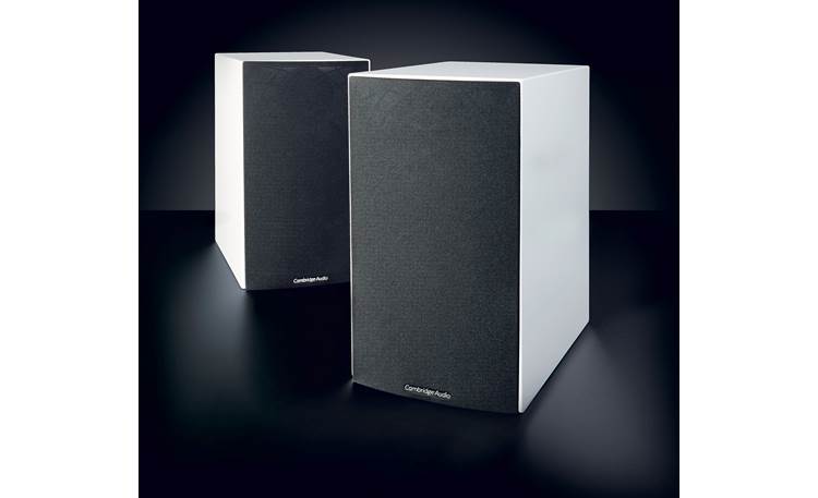 Cambridge Audio Aeromax 2 Pictured with grilles (Gloss White)