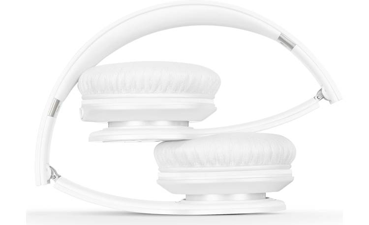 Beats by Dr. Dre® Solo® HD Fold them up for easy storage