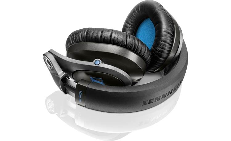 Sennheiser HD8 DJ Swiveling earcups for DJ use and easy storage