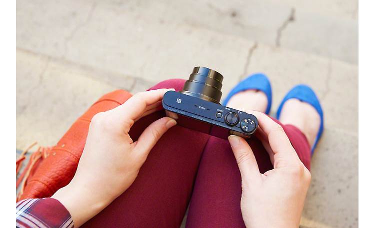 Sony Cyber-shot® DSC-WX350 Small enough to take anywhere