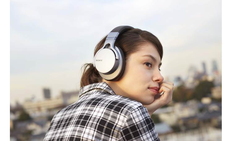 Sony MDR-1ABT Hi-res Fits comfortably over your ears