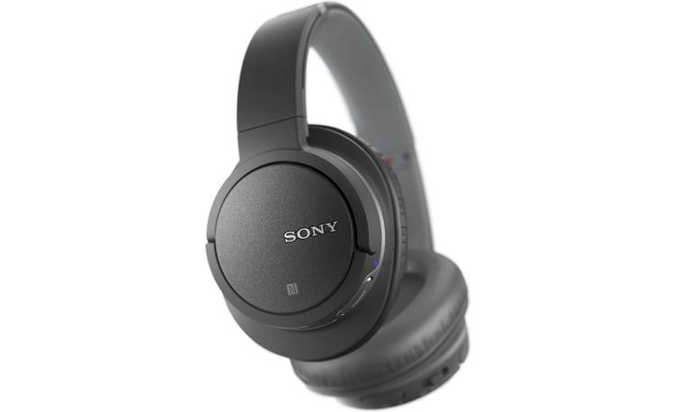 Sony MDR-ZX770BT Earcup controls and connections