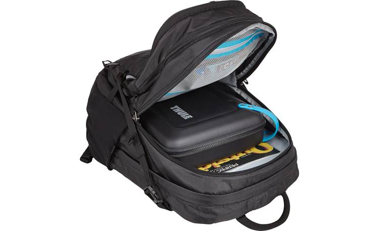 Thule TLGC-102 Fits in a backpack