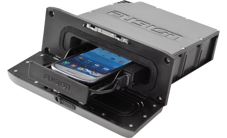 FUSION MS-UD750 Charge and store your smartphone