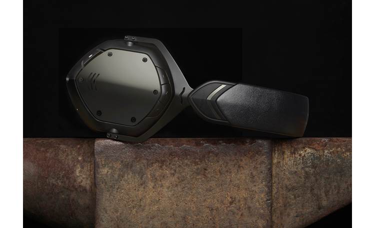 V-MODA Crossfade Wireless Handsome and solidly built