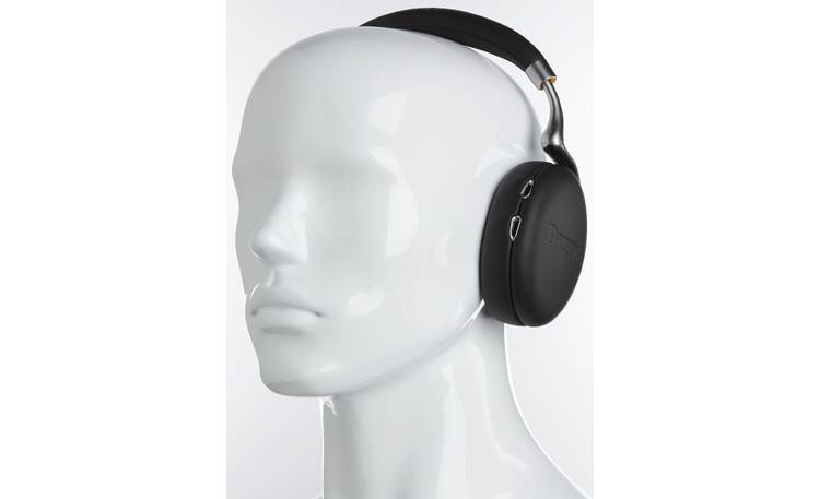 Parrot Zik 2.0 Mannequin shown for fit and scale