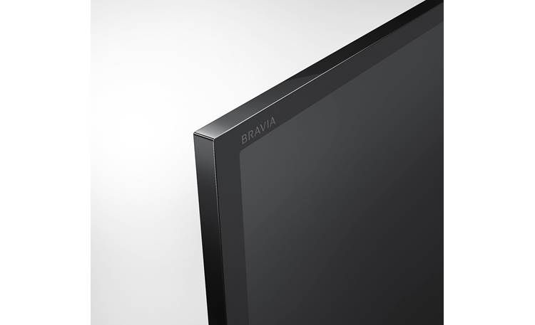 Sony KDL-32W600D Close-up view of bezel