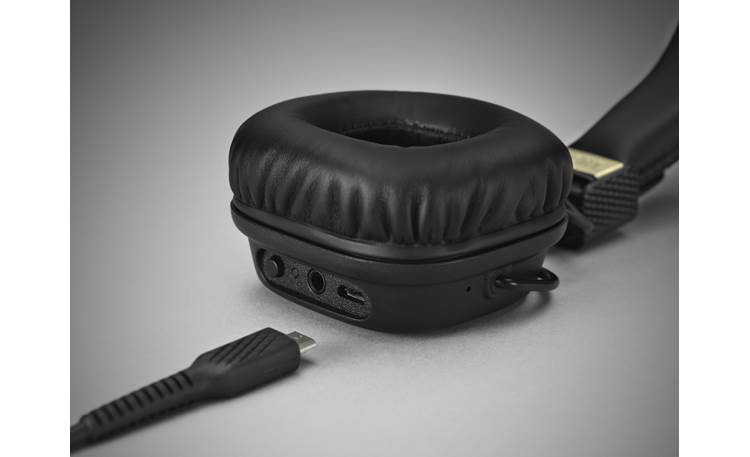 Marshall  Major II Bluetooth® USB charging cable included