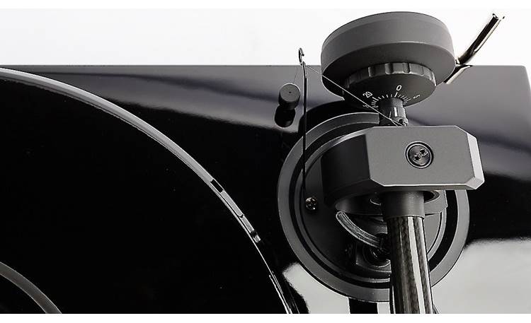 Pro-Ject 1Xpression Carbon Detailed view of tonearm base and anti-skate mechanism