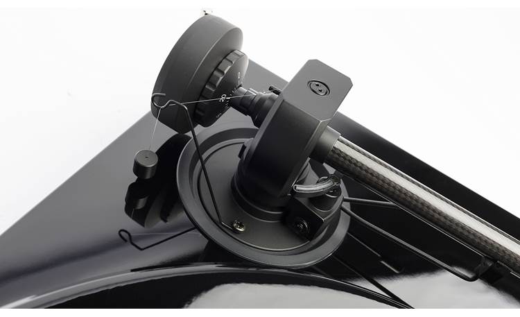 Pro-Ject 1Xpression Carbon Detailed view of tonearm base and anti-skate mechanism