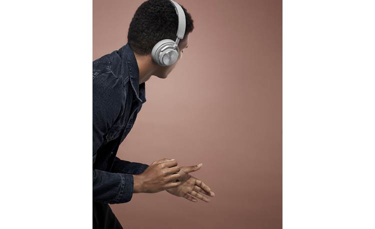 B&O PLAY Beoplay H7 by Bang & Olufsen Move around with wireless freedom
