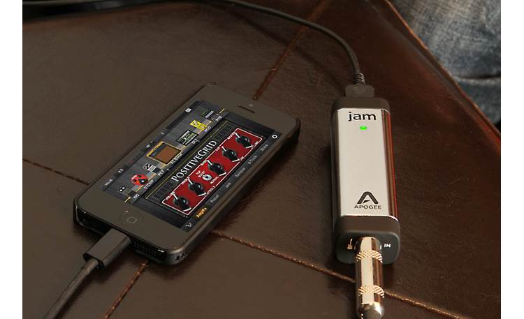 Apogee JAM 96k Jam with your favorite iOS guitar modeling apps