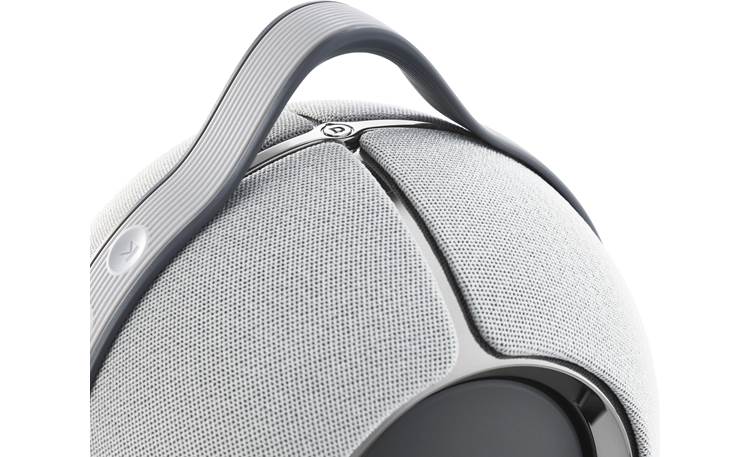 Devialet Mania Built-in carry handle