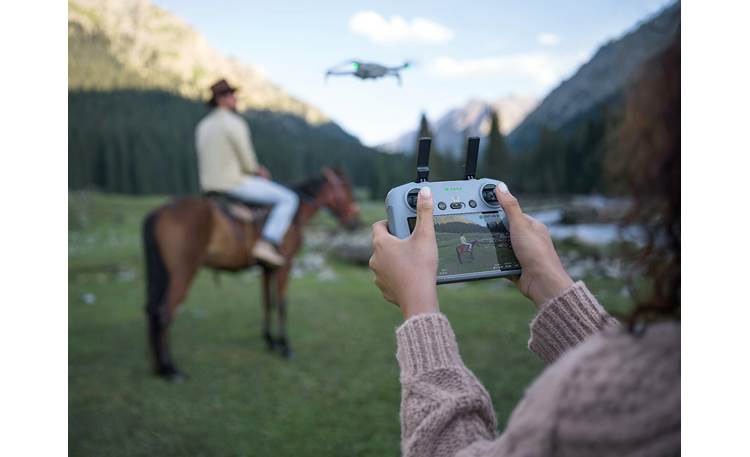 DJI Mini 4 Pro (with DJI RC 2 Remote) Smart controller features intuitive touchscreen controls and a bright screen to cut through glare