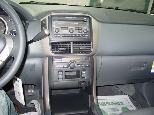 2007 Honda pilot aftermarket stereo #2
