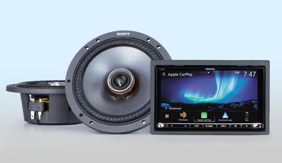 stereo and speakers