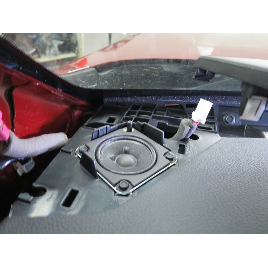 2018 Nissan Titan Dash speaker