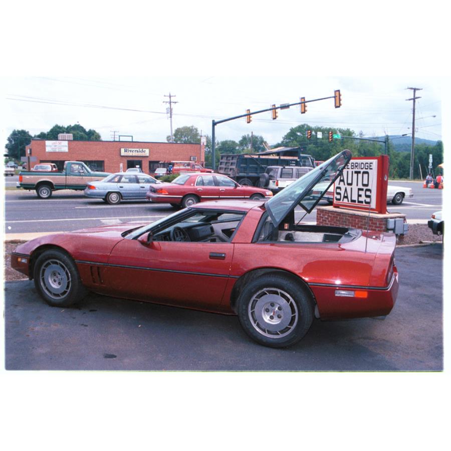 1985 Chevrolet Corvette Exterior