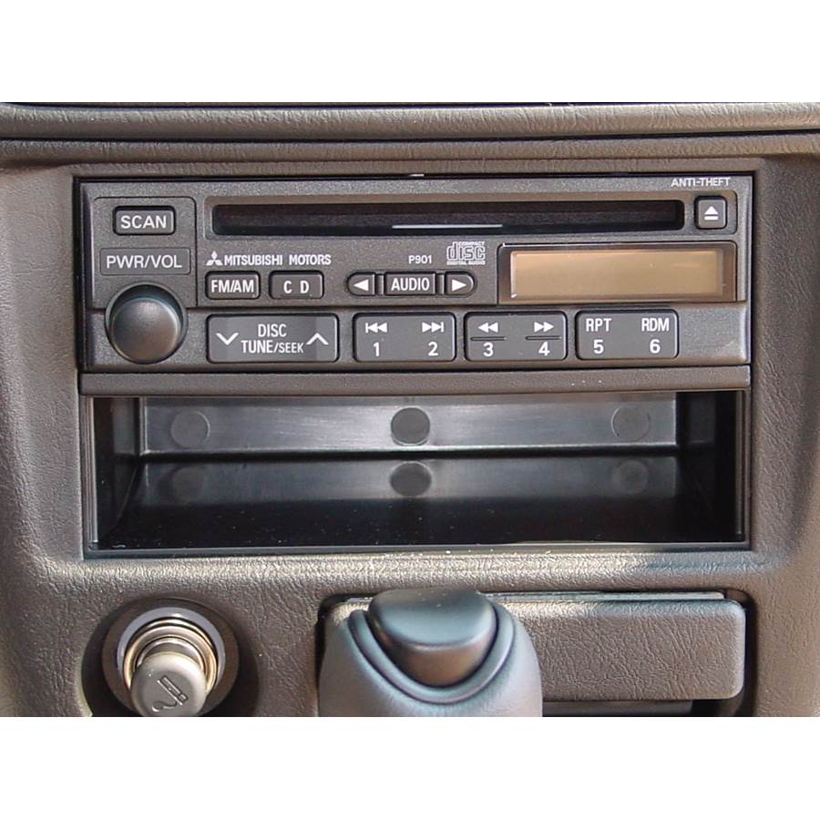 2000 Mitsubishi Mirage Factory Radio