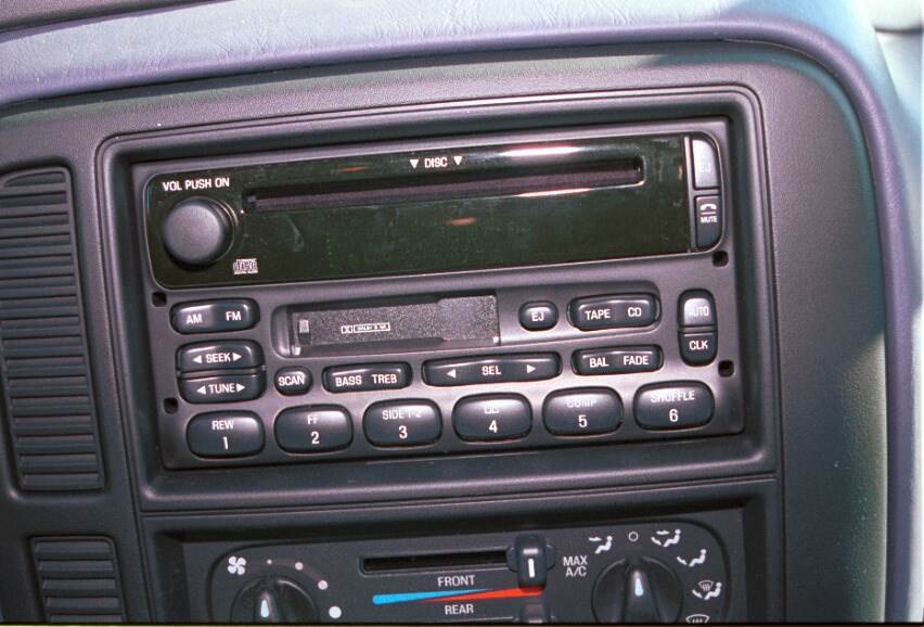 ford windstar radio