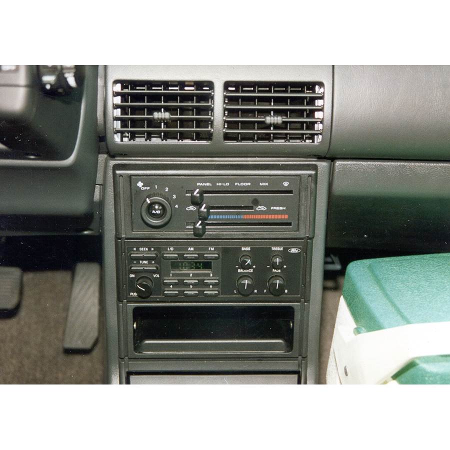 1989 Ford Probe Factory Radio