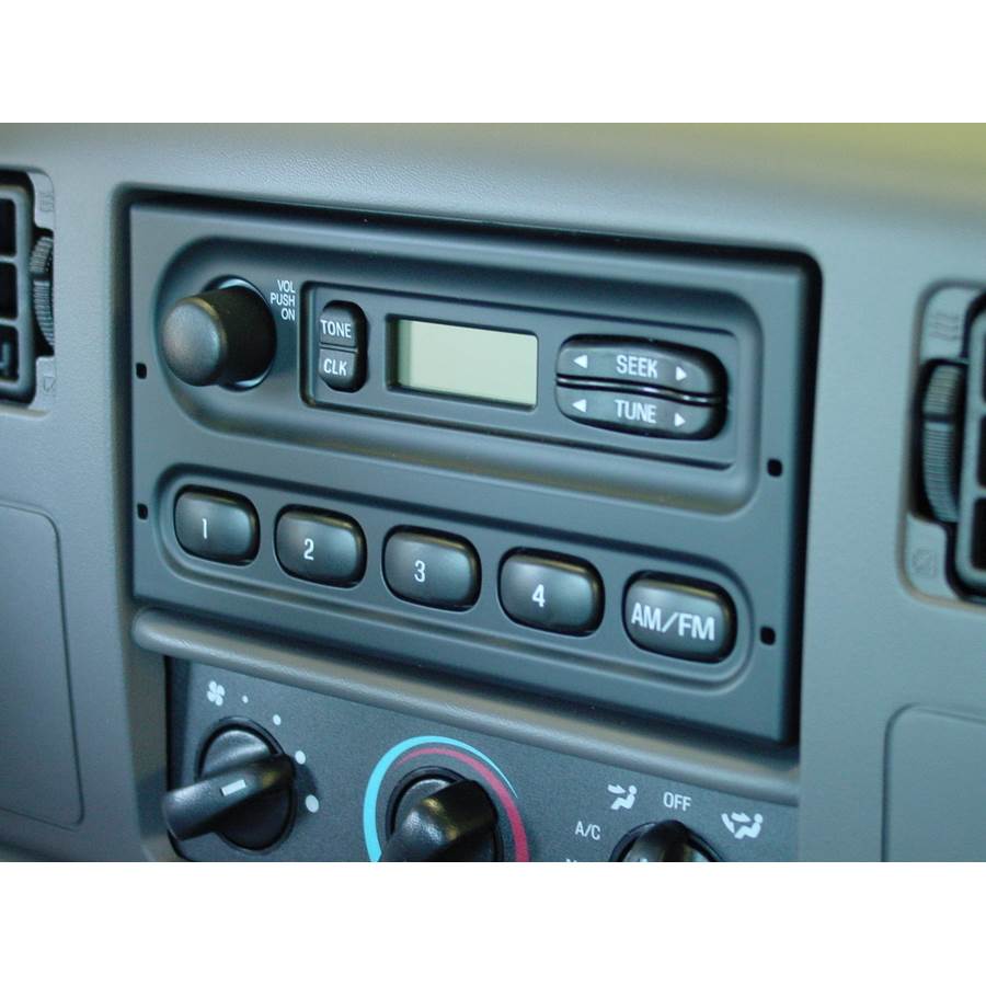 2002 Ford F-250 Super Duty Factory Radio