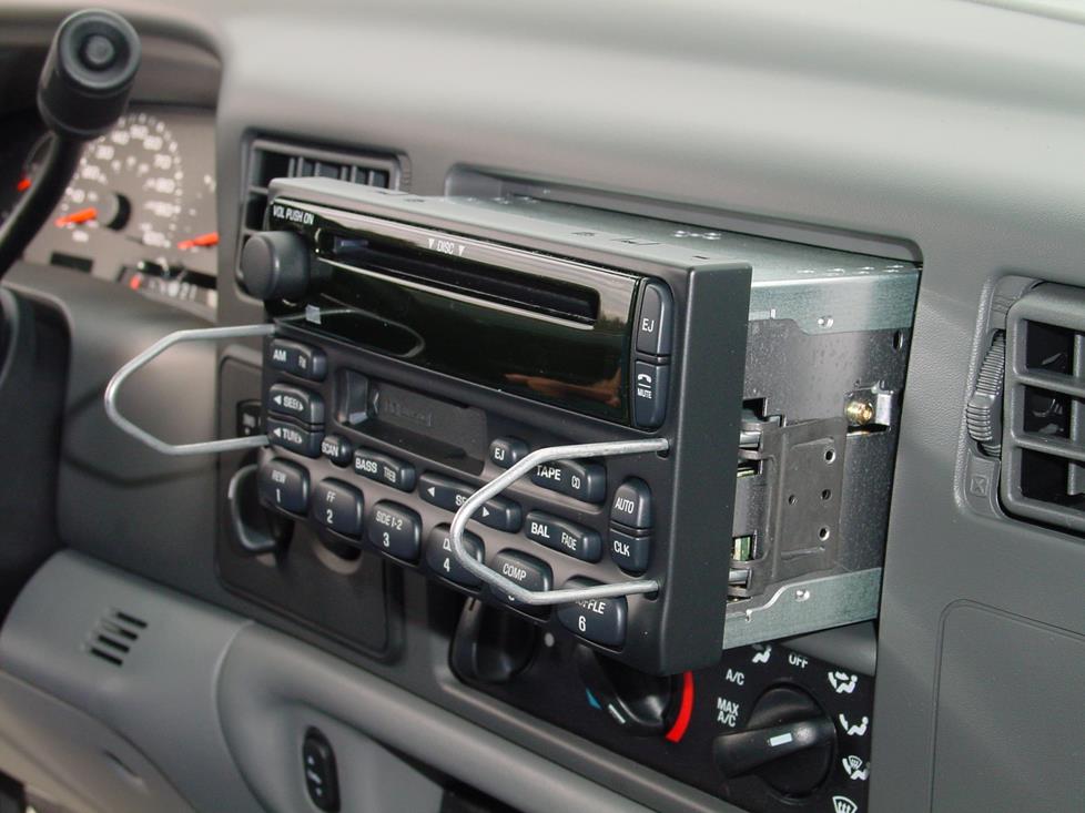 2002 ford excursion stereo install kit