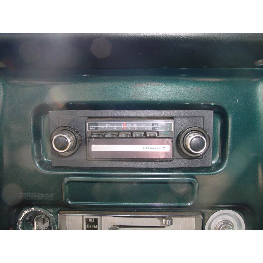 1969 Chevrolet C Series Factory Radio
