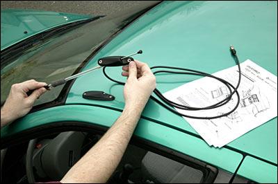 Installing a car antenna