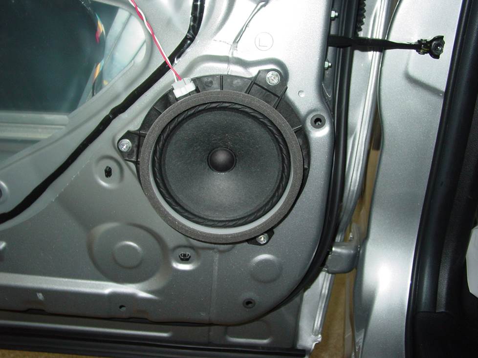 toyota tundra crewmax rear door base speaker