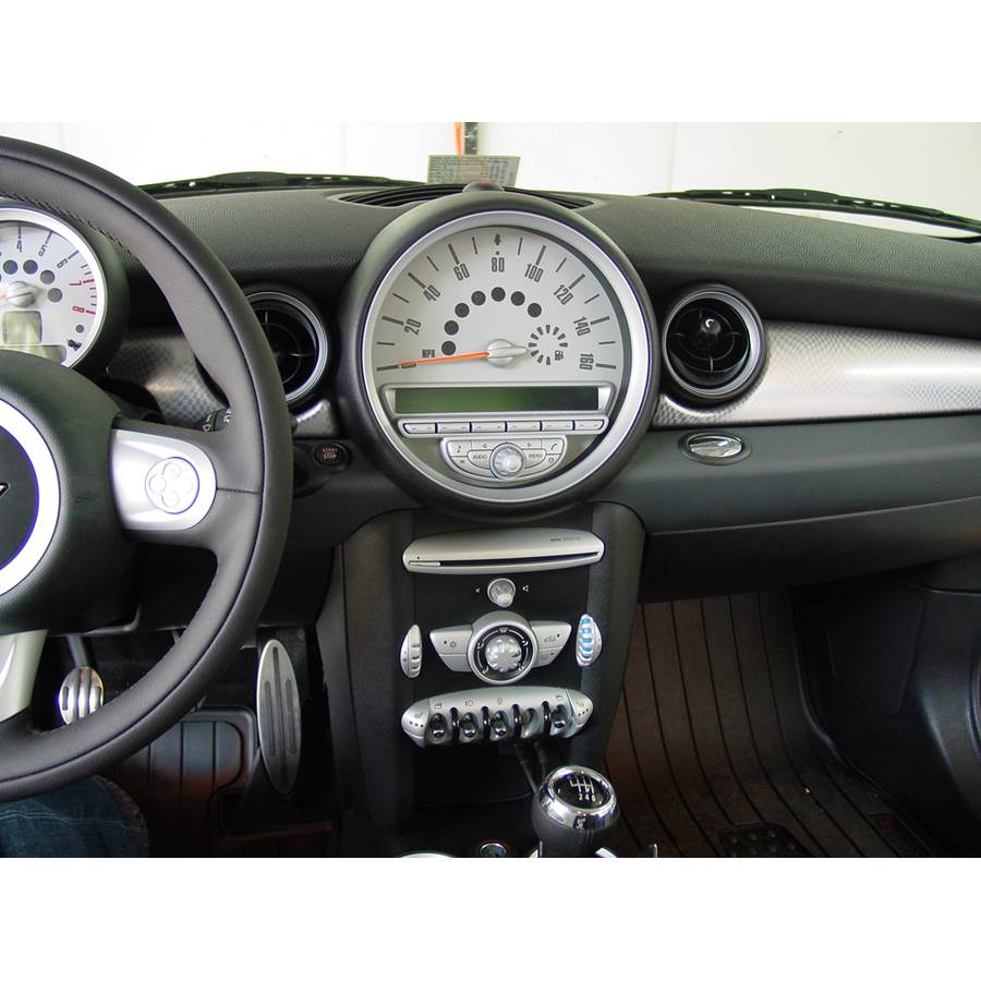 2010 MINI Clubman Factory Radio