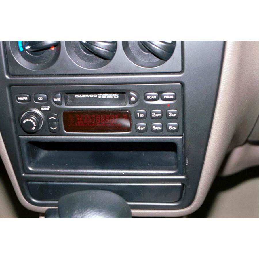 1999 Daewoo Nubira Factory Radio
