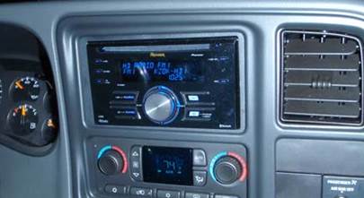 Install your own car stereo  — with help from Crutchfield