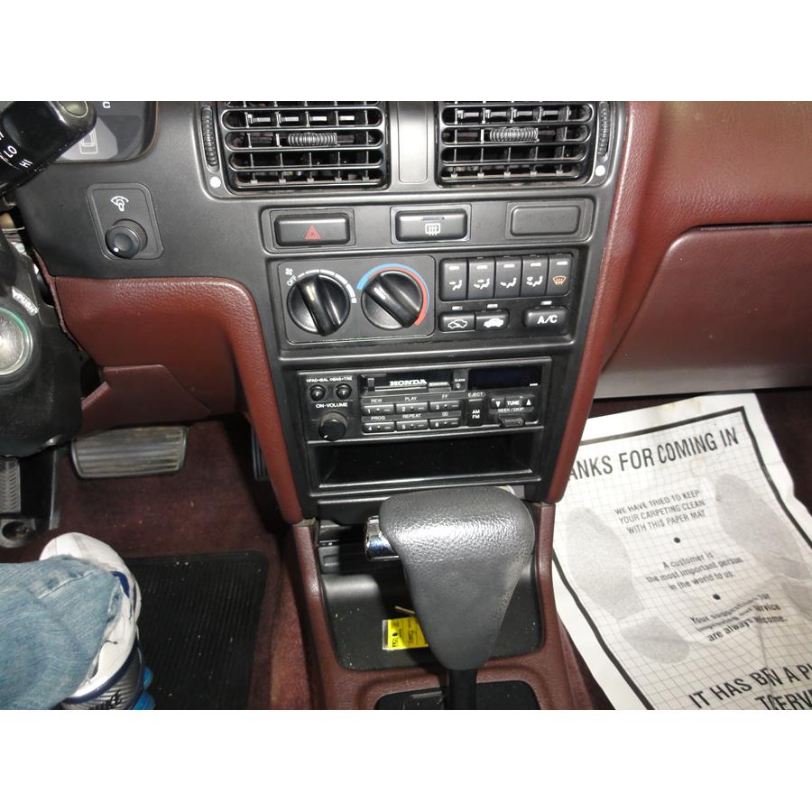1992 Honda Accord LX Factory Radio