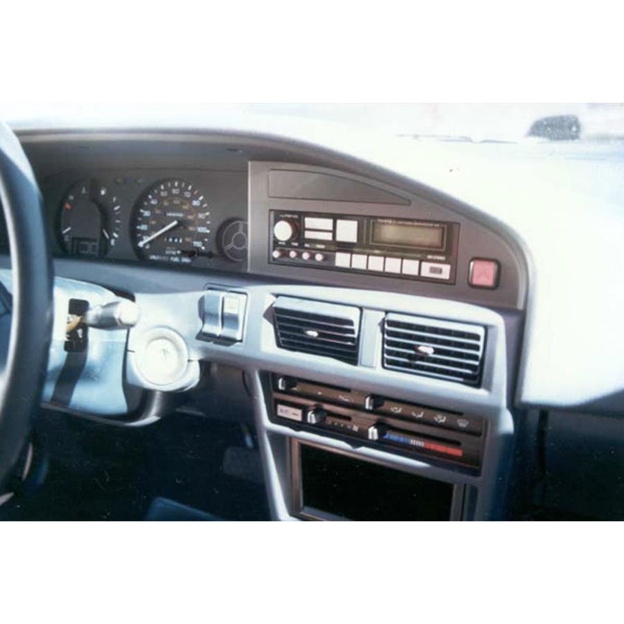 1988 Toyota Corolla Factory Radio