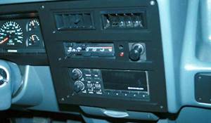 1993 Dodge Dakota Factory Radio