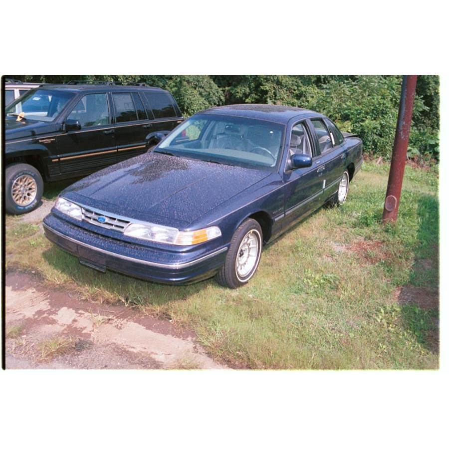 1997 Ford Crown Victoria Exterior