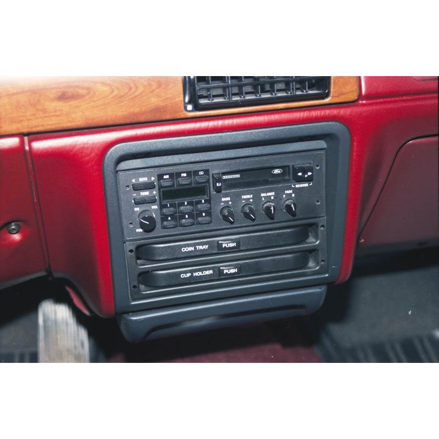 1991 Ford Taurus Factory Radio