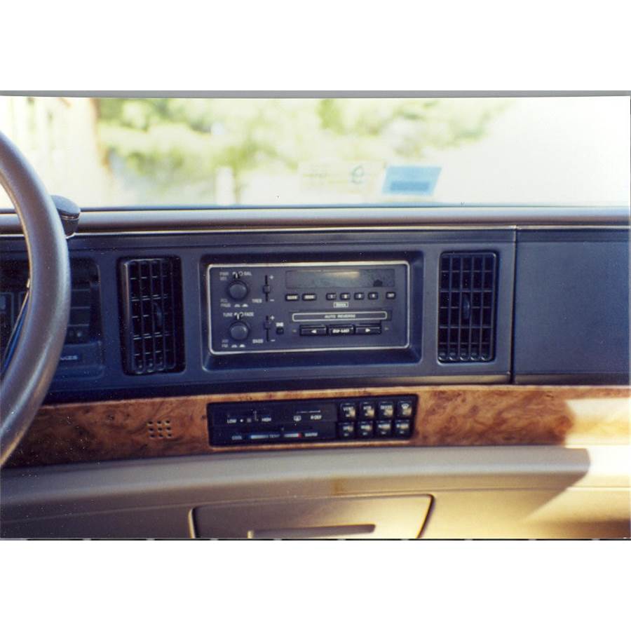 1994 Buick Park Avenue Factory Radio