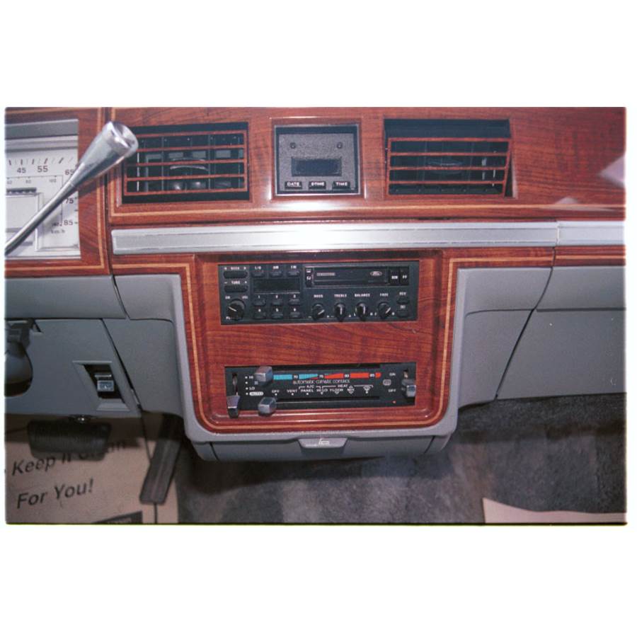 1982 Mercury Marquis Factory Radio