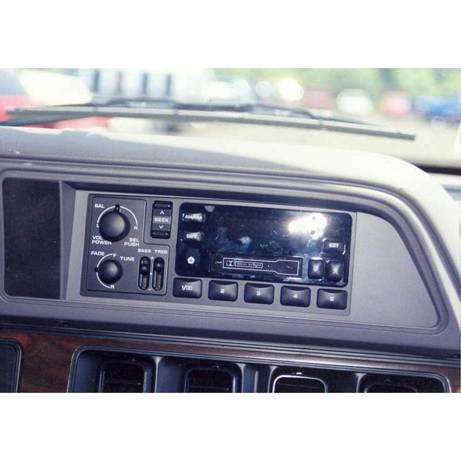 1995 Dodge Ram 1500 Factory Radio