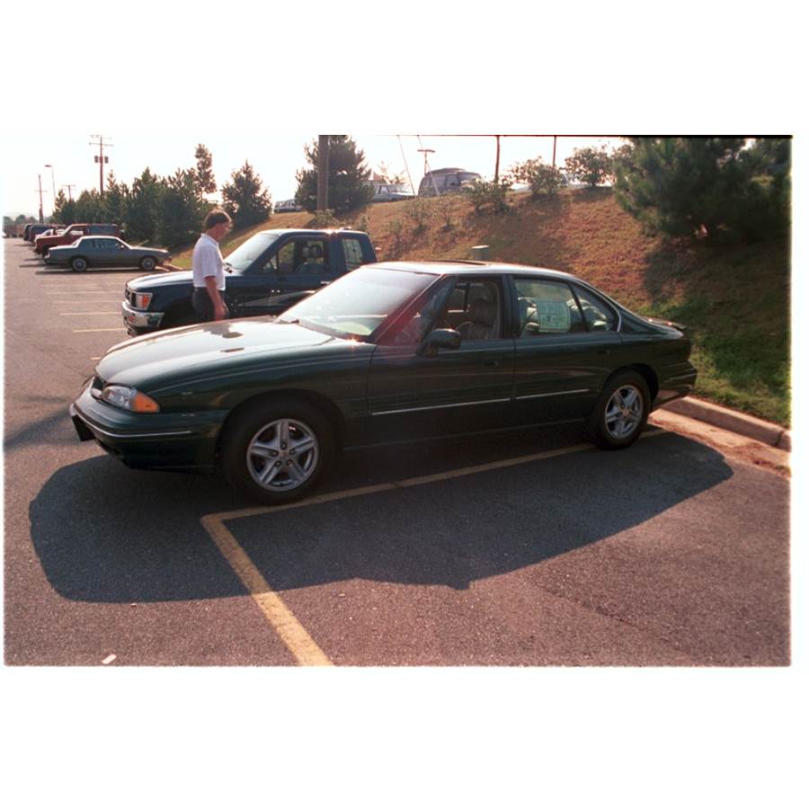 1996 Pontiac Bonneville Exterior