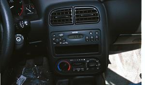 2001 Saturn SL Factory Radio