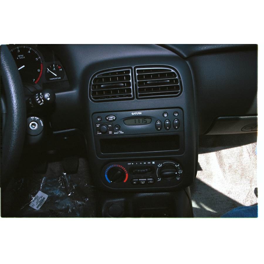 2000 Saturn SL Factory Radio