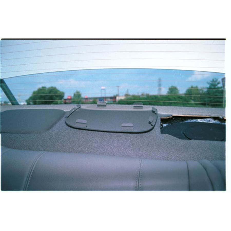 1994 Chrysler New Yorker Rear deck speaker location