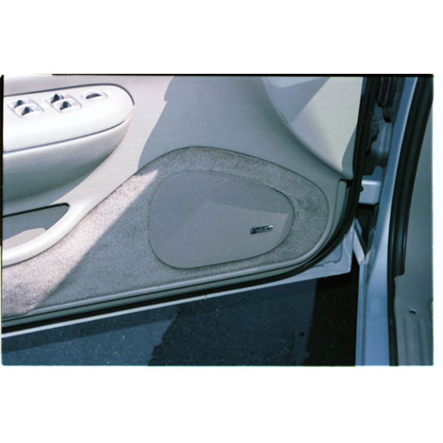 1995 Chrysler New Yorker Front door speaker location