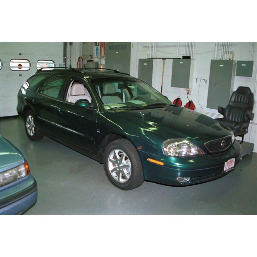 2004 Ford Taurus SE Exterior